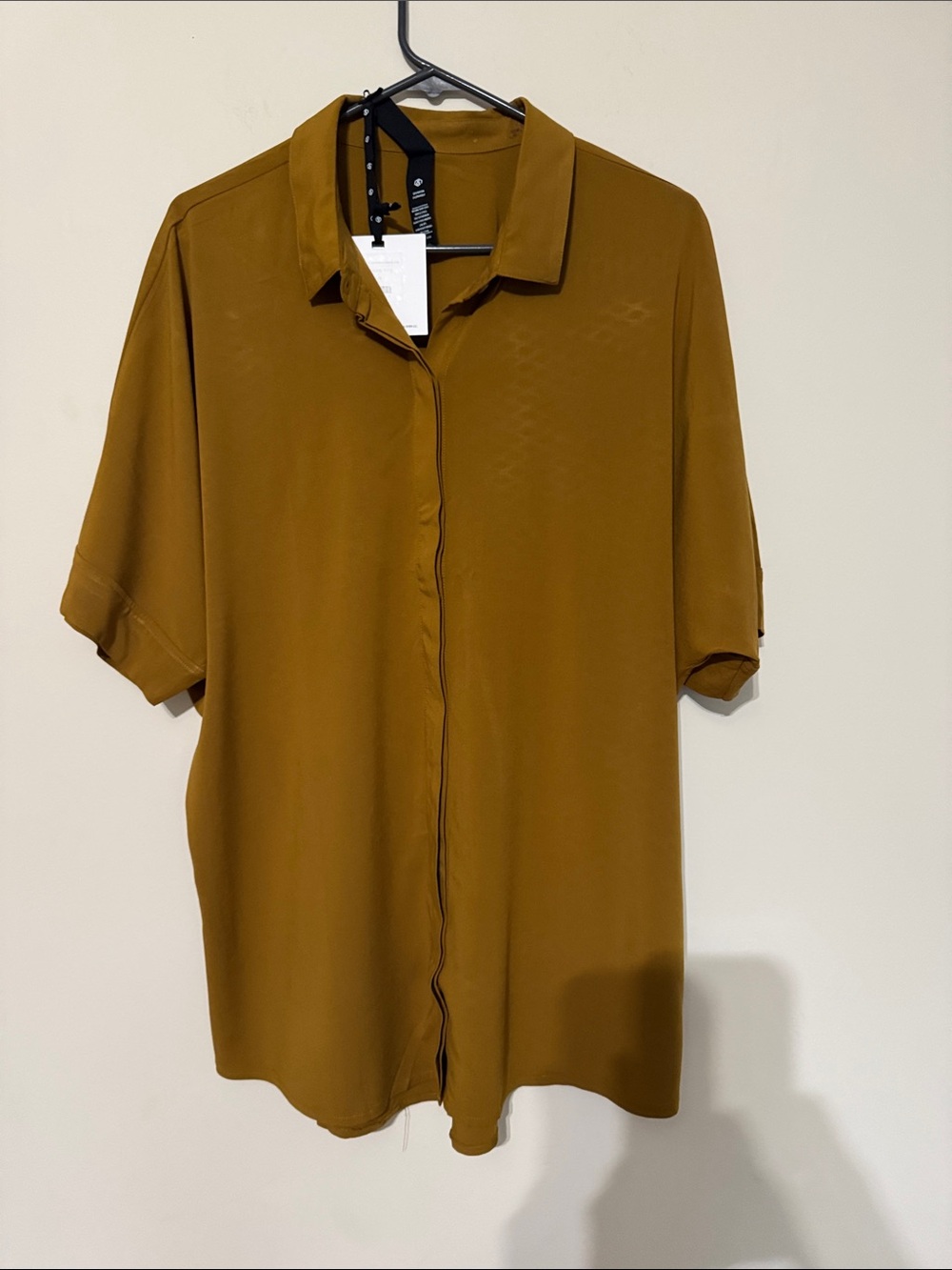 Agnes & Dora Men's Short-Sleeve Button-Down Shirt in Mustard